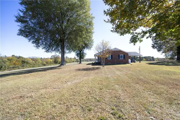 Burlington, NC 27217,1067 McCray RD