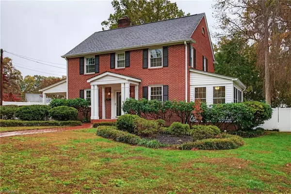 105 Grace ST, Mount Airy, NC 27030