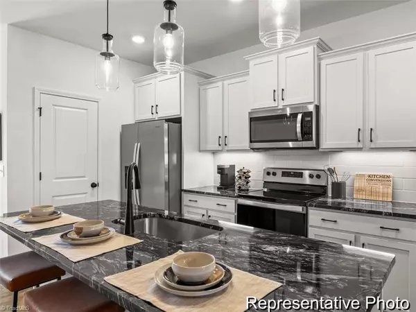 Colfax, NC 27235,1000 Aubrieta ST #105