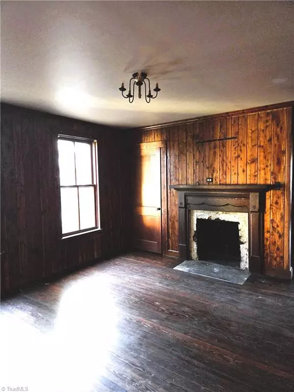 Mocksville, NC 27028,183 Mullins RD