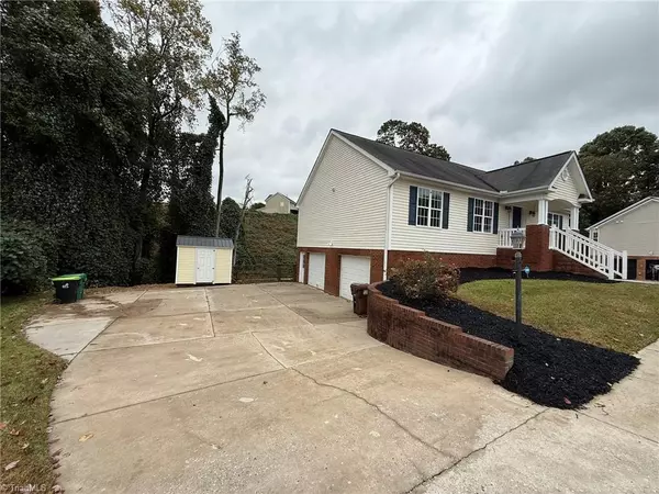 Winston-salem, NC 27127,156 Mallard View LN