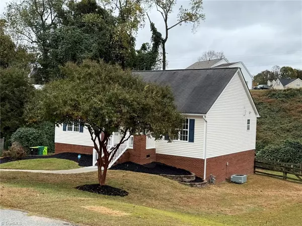 Winston-salem, NC 27127,156 Mallard View LN