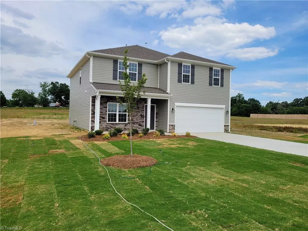 Clemmons, NC 27012,123 Wickham CT