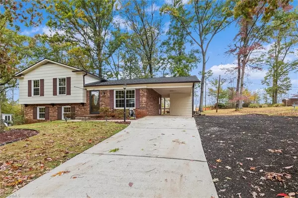 King, NC 27021,257 Logan CT