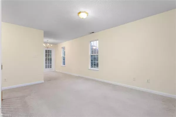 Mebane, NC 27302,930 Fifth ST S