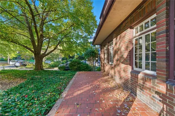 High Point, NC 27262,313 Woodrow AVE