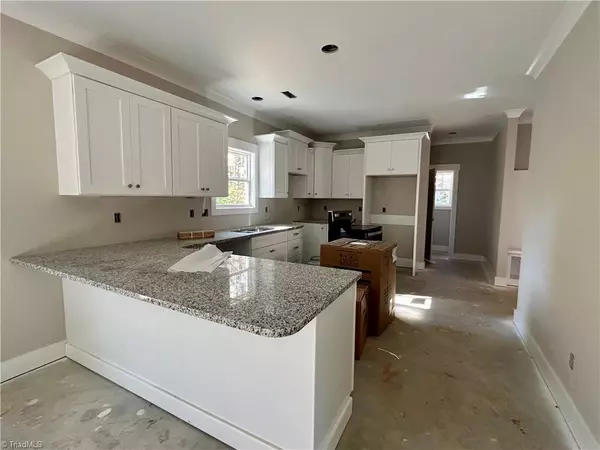 Winston-salem, NC 27107,4308 Old Lexington RD