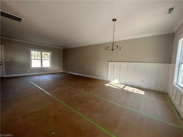 Winston-salem, NC 27107,4308 Old Lexington RD