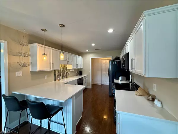 Kernersville, NC 27284,5013 Long Branch DR