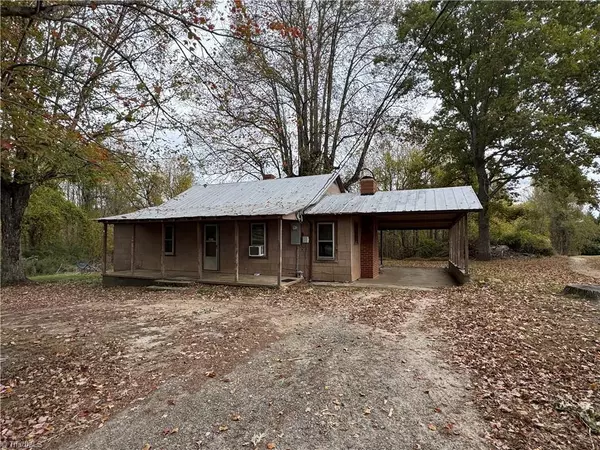 3016 Center Church RD, Thurmond, NC 28683