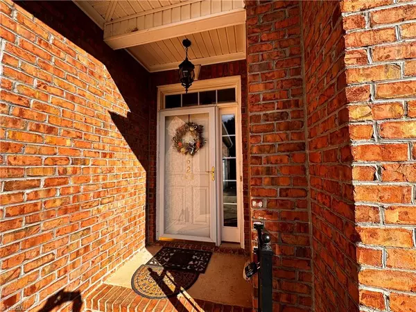 Pfafftown, NC 27040,5762 Beaver Pond TRL