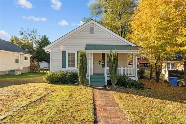 307 Austin ST, Mebane, NC 27302