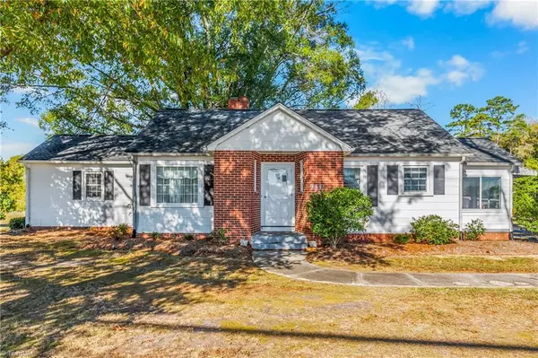 934 Horneytown RD, High Point, NC 27265