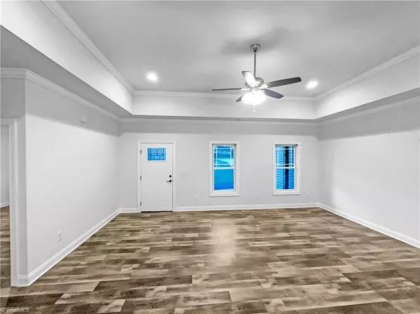 Burlington, NC 27215,2908 Moser LN