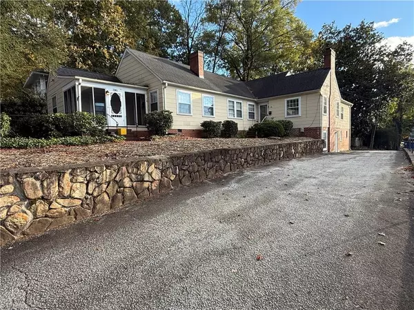 738 Summit ST #A, Winston-salem, NC 27101