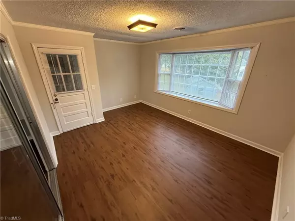 Winston-salem, NC 27106,105 Westgate CIR #D