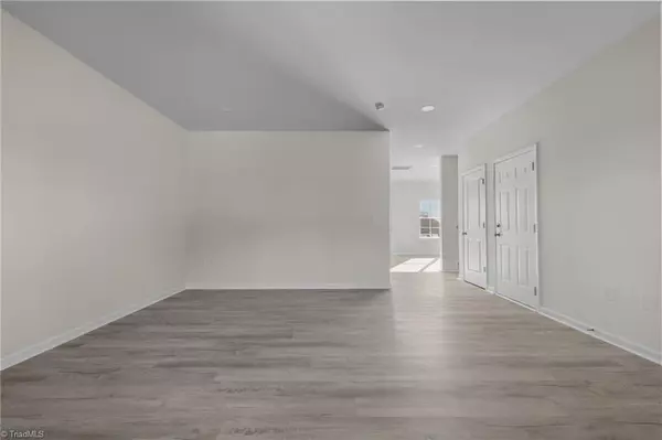 Reidsville, NC 27320,2098 Smith ST