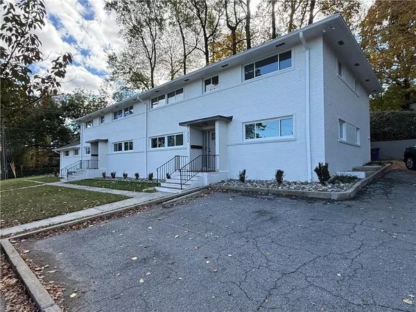 220 N Hawthorne RD #B, Winston-salem, NC 27104