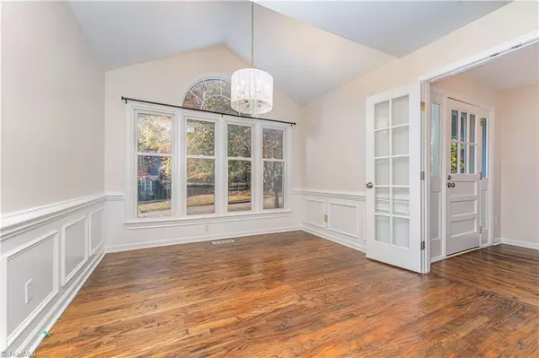 Greensboro, NC 27407,5 Ivy Brook CT