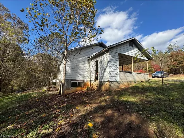 Ronda, NC 28670,1076 Clingman RD