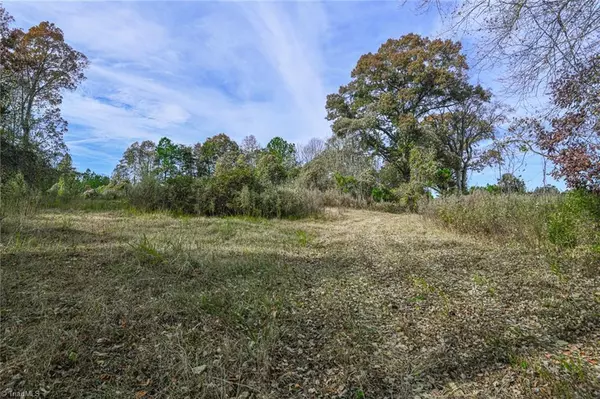 Reidsville, NC 27320,898 Sandy Cross RD