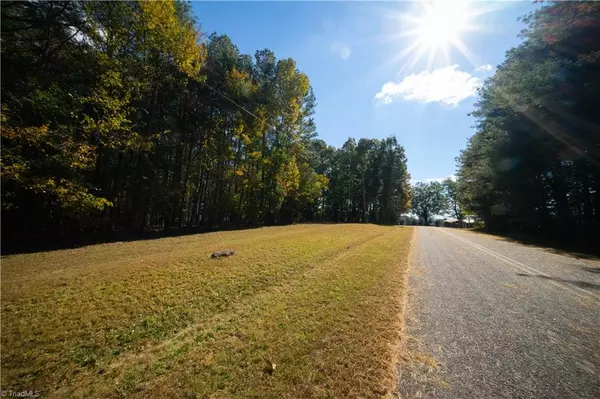 Statesville, NC 28625,122 Arrington RD