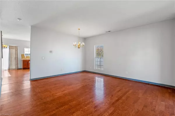 Winston-salem, NC 27103,2755 Amesbury RD