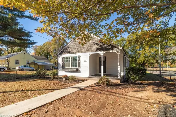 Winston-salem, NC 27105,1426 Thurmond ST