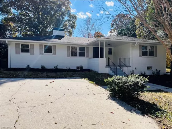 3311 Hillside DR, High Point, NC 27265