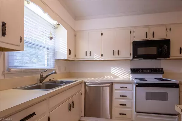 Whitsett, NC 27377,5107 Mcconnell RD