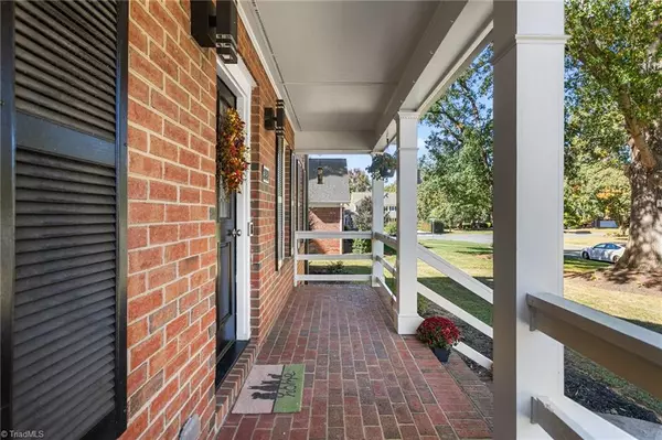 Burlington, NC 27215,3232 Hiddenwood LN