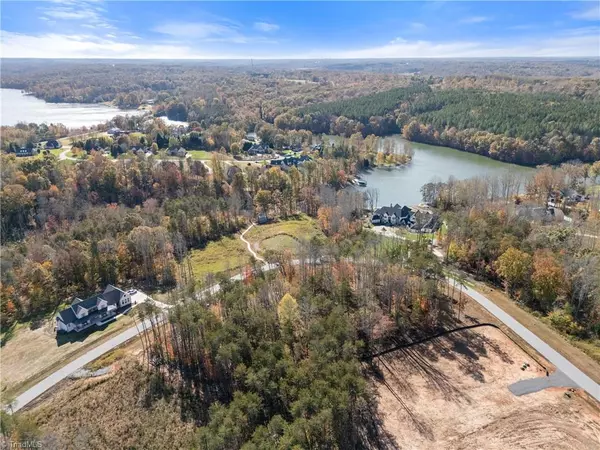 Stokesdale, NC 27357,7909 Boathouse WAY