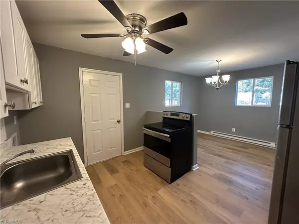 High Point, NC 27265,118 Welch DR