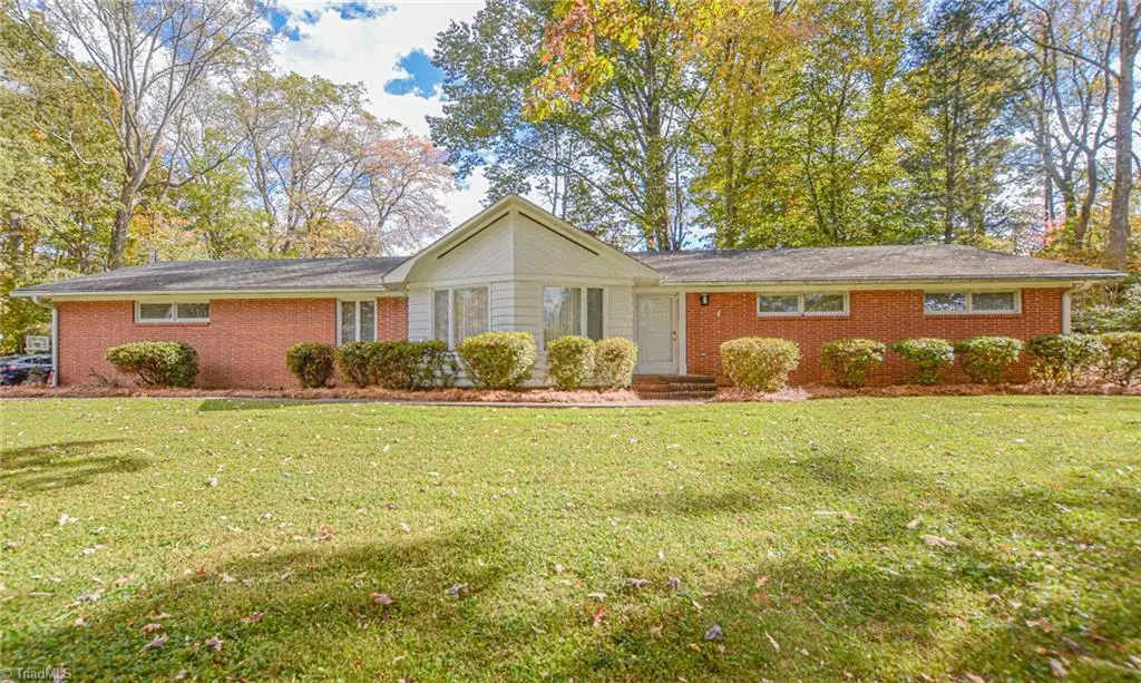 Pfafftown, NC 27040,1808 Turfwood DR