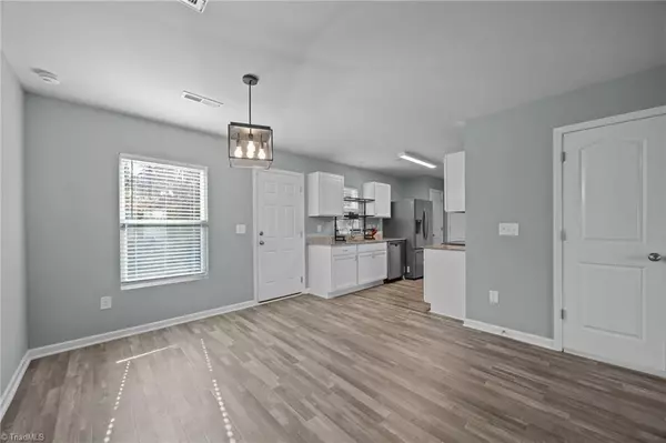 Burlington, NC 27217,1162 Woodsman DR