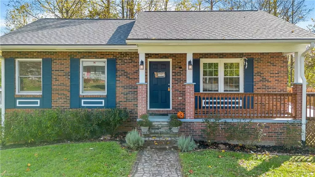 Lenoir, NC 28645,823 Queens ST NW