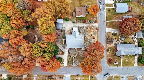 Asheboro, NC 27203,855 Lee ST