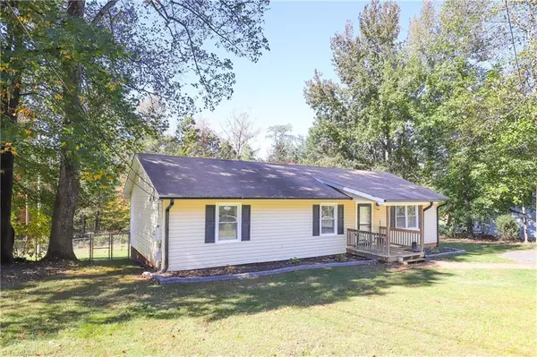 Reidsville, NC 27320,234 College LN