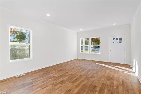 Winston-salem, NC 27127,211 Brookline ST W