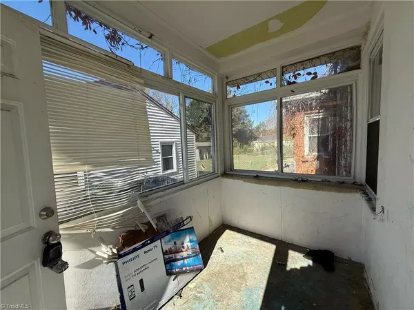 High Point, NC 27262,2507 Lexington AVE