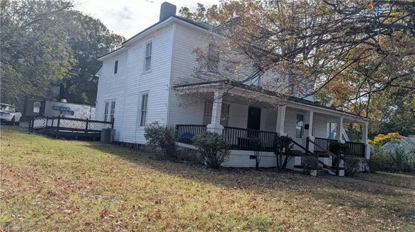 Burlington, NC 27215,520 Everett ST