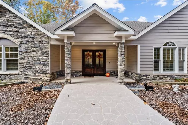 Asheboro, NC 27205,2132 Sunbeam CT