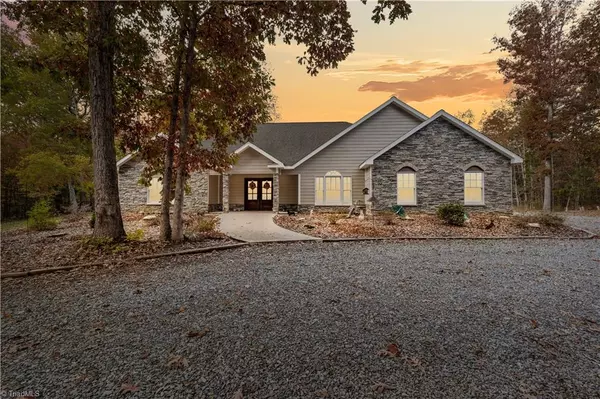 Asheboro, NC 27205,2132 Sunbeam CT