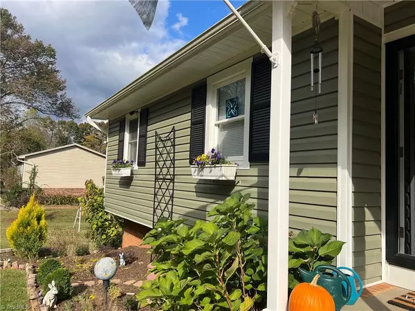 State Road, NC 28676,270 Mount Pleasant Church RD