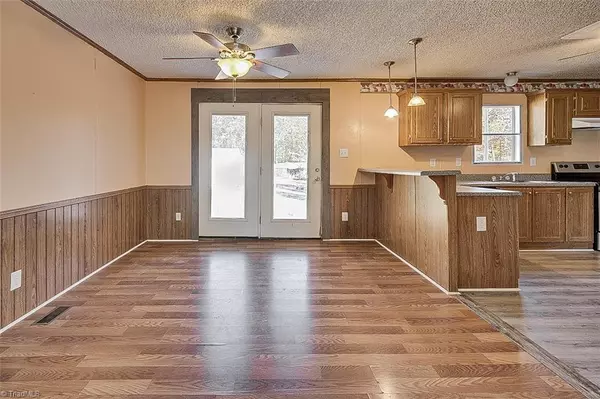 Asheboro, NC 27205,1522 Hopewell Friends RD