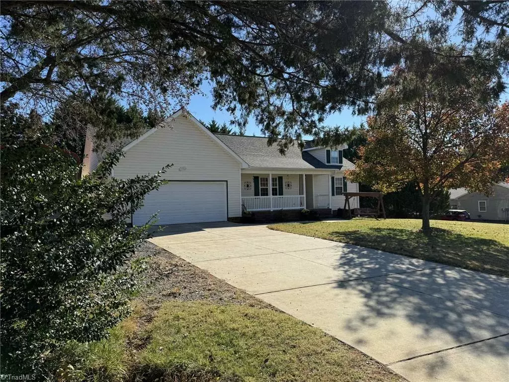 Boonville, NC 27011,112 Garwood AVE