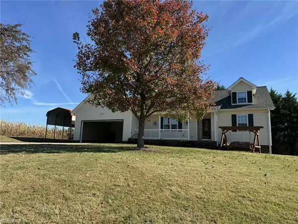 Boonville, NC 27011,112 Garwood AVE