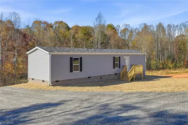 Mount Airy, NC 27030,185 Glen TER