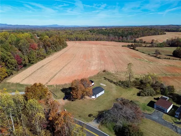 Elkin, NC 28621,3400 Austin Traphill RD