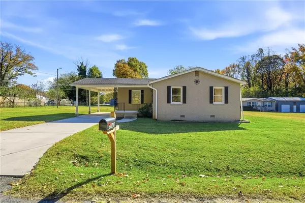 Walkertown, NC 27051,3740 Leight ST